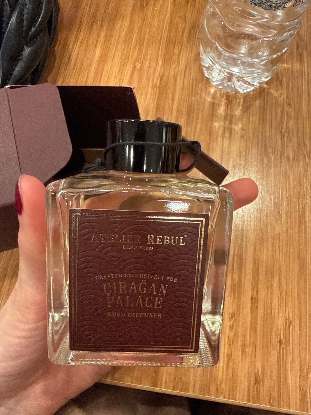 picked up this reed diffuser and my whole apartment smells like a five-star hotel lobby now 🕯️✨ warm, a little spicy, expensive in the best way. has anyone tried atelier rebul?? drop your holy-grail home scent, i'm collecting